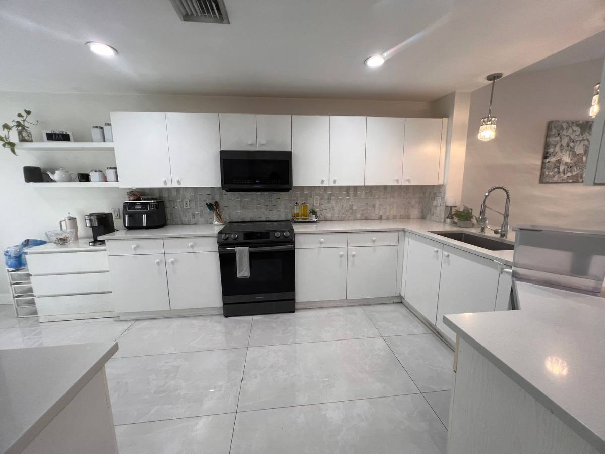 House for rent at 1590 Orion Lane, Fort Lauderdale, FL 33327