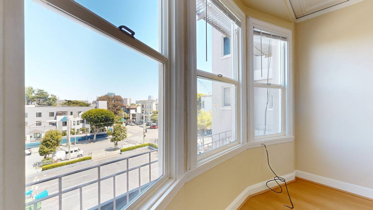 Apartment for rent at 920 Fulton St, San Francisco, CA 94117