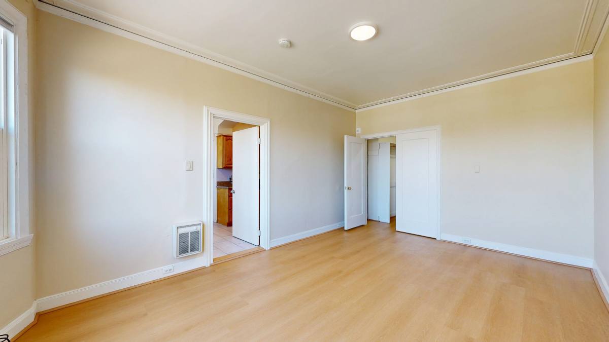 Apartment for rent at 920 Fulton St, San Francisco, CA 94117