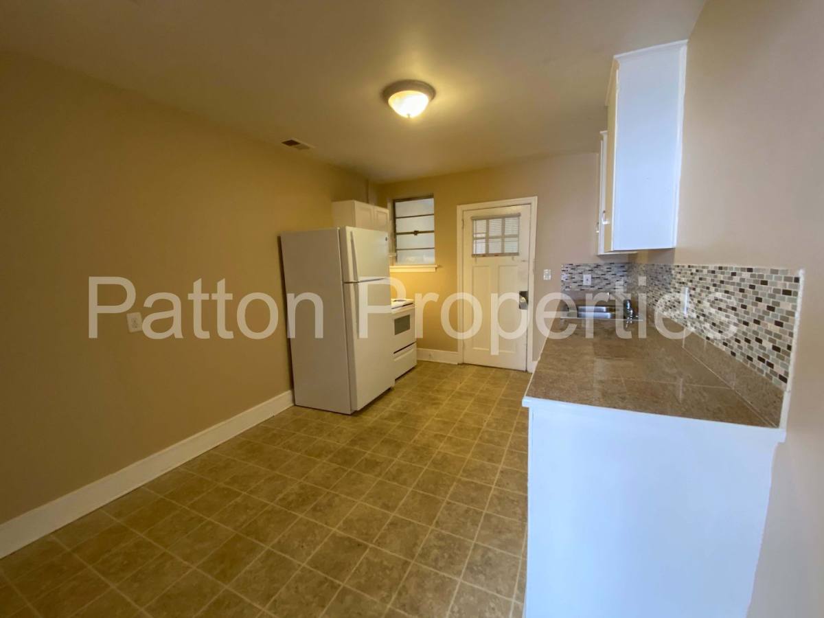Apartment for rent at 1013-1015 Munsen Springs Dr, Columbia, SC 29209