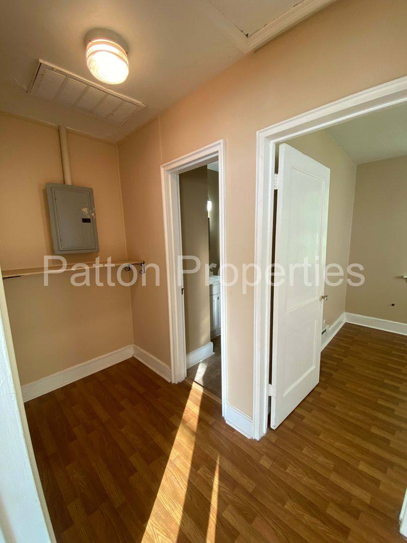 Apartment for rent at 1013-1015 Munsen Springs Dr, Columbia, SC 29209
