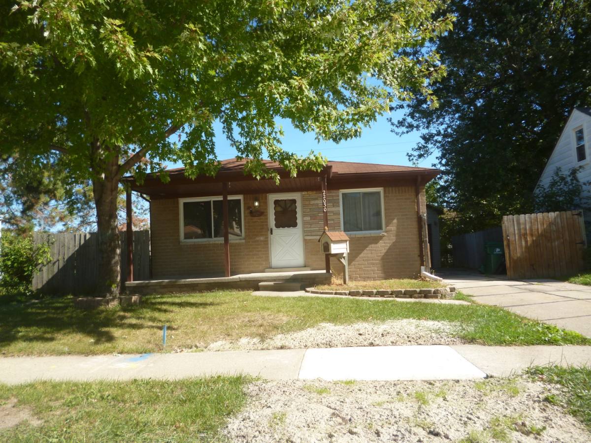 House for rent at 22030 Cushing, Eastpointe, MI 48021