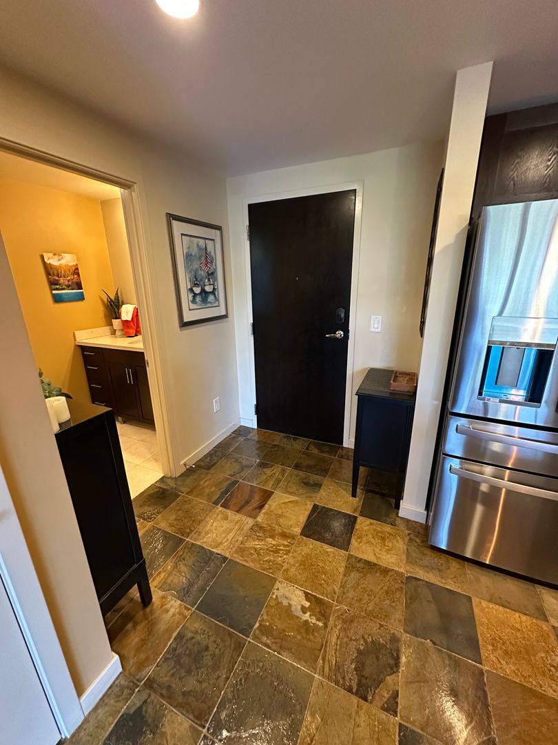 Condo for rent at 1515 Dock St #402, Tacoma, WA 98402