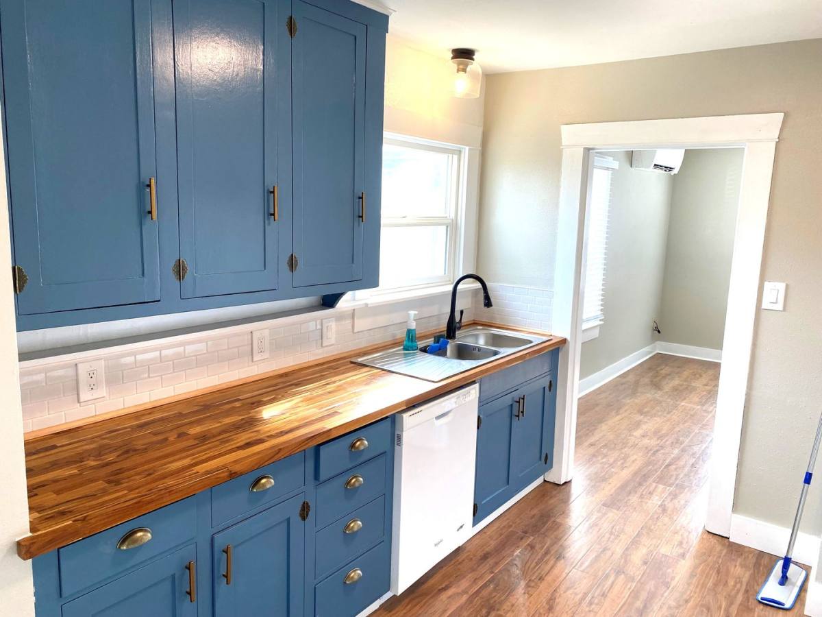 House for rent at 1206 NW Elgin Ave, Bend, OR 97703