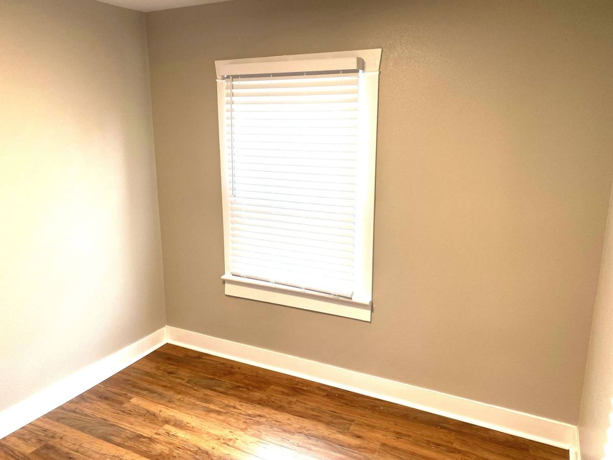 House for rent at 1206 NW Elgin Ave, Bend, OR 97703