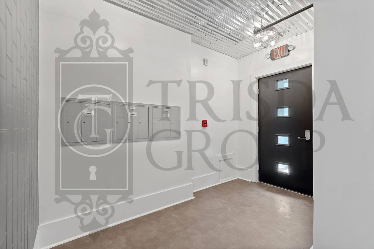 Apartment for rent at 160 Southern Ave #7, Pittsburgh, PA 15211
