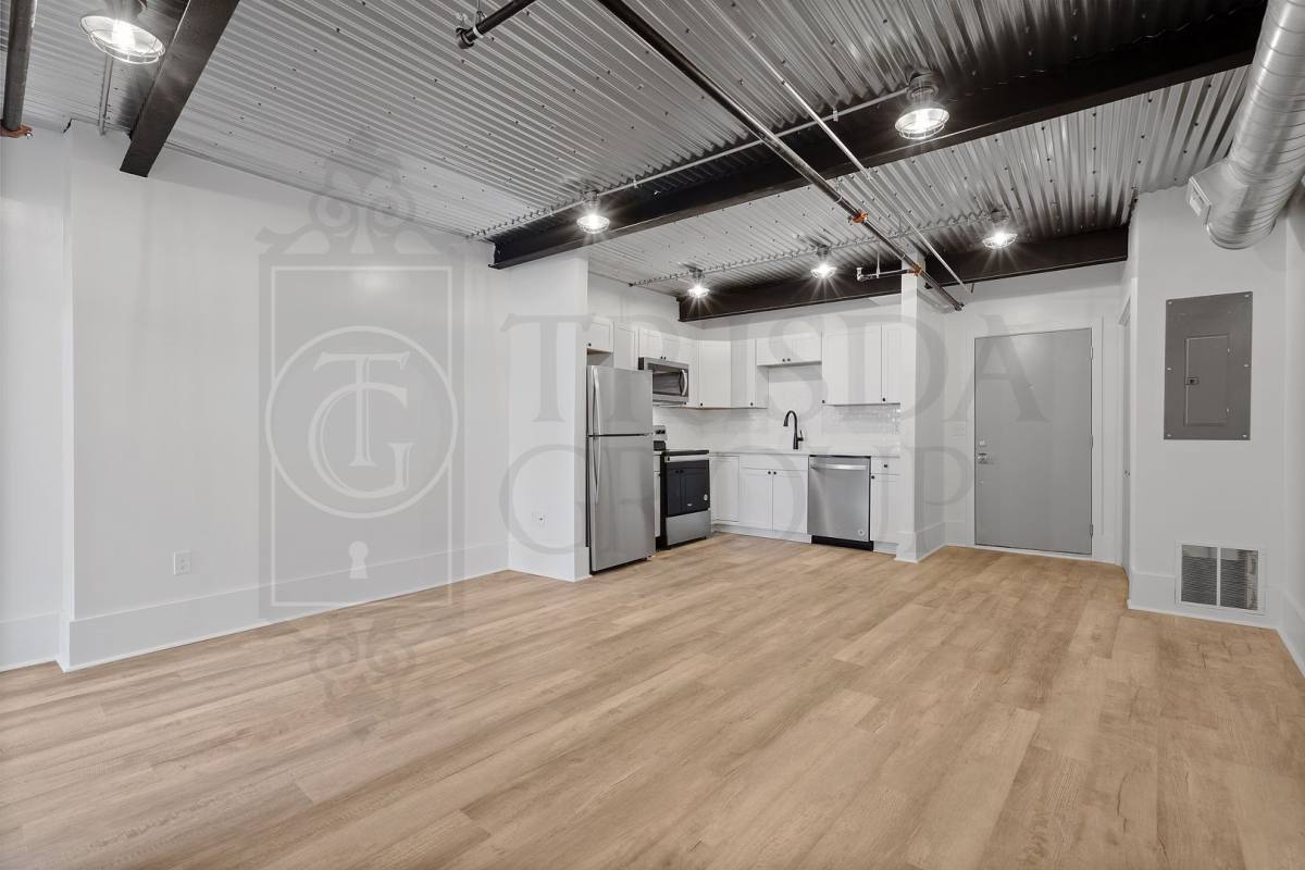 Apartment for rent at 160 Southern Ave #7, Pittsburgh, PA 15211