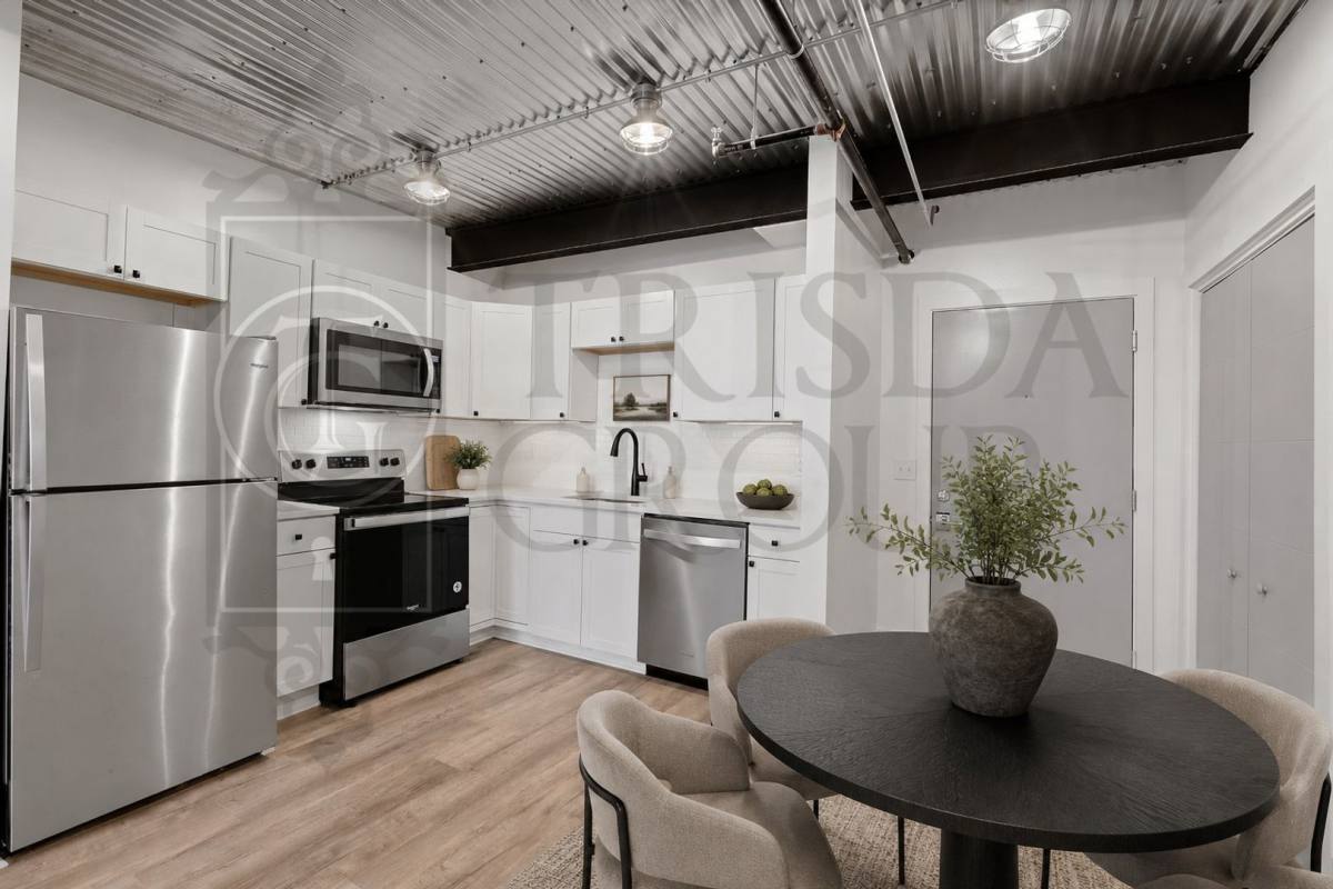 Apartment for rent at 160 Southern Ave #7, Pittsburgh, PA 15211