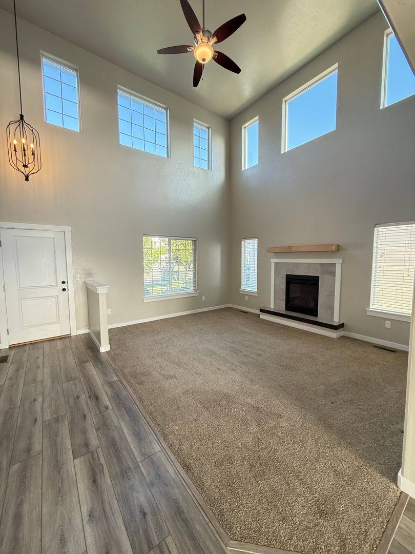 House for rent at 2946 NW 8th Ave, Meridian, ID 83646