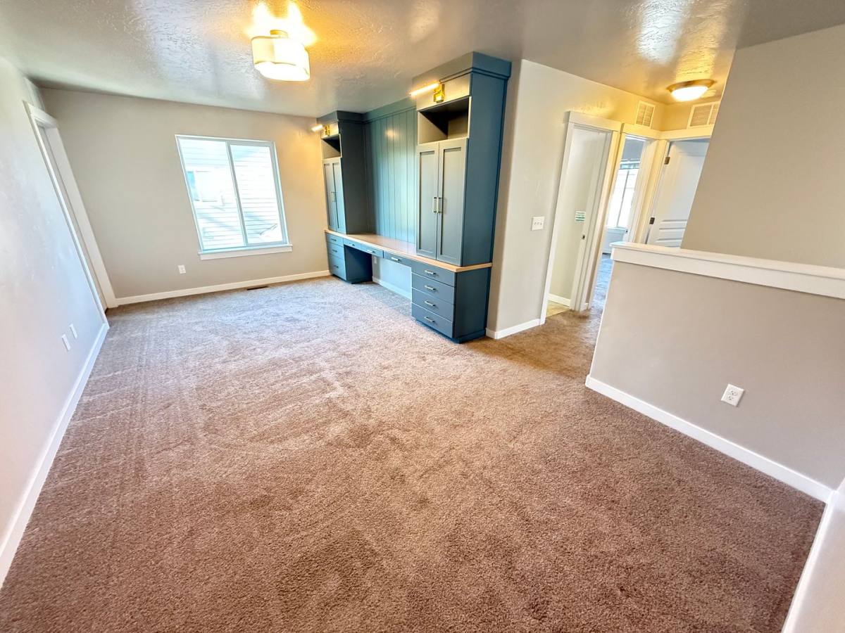 House for rent at 2946 NW 8th Ave, Meridian, ID 83646