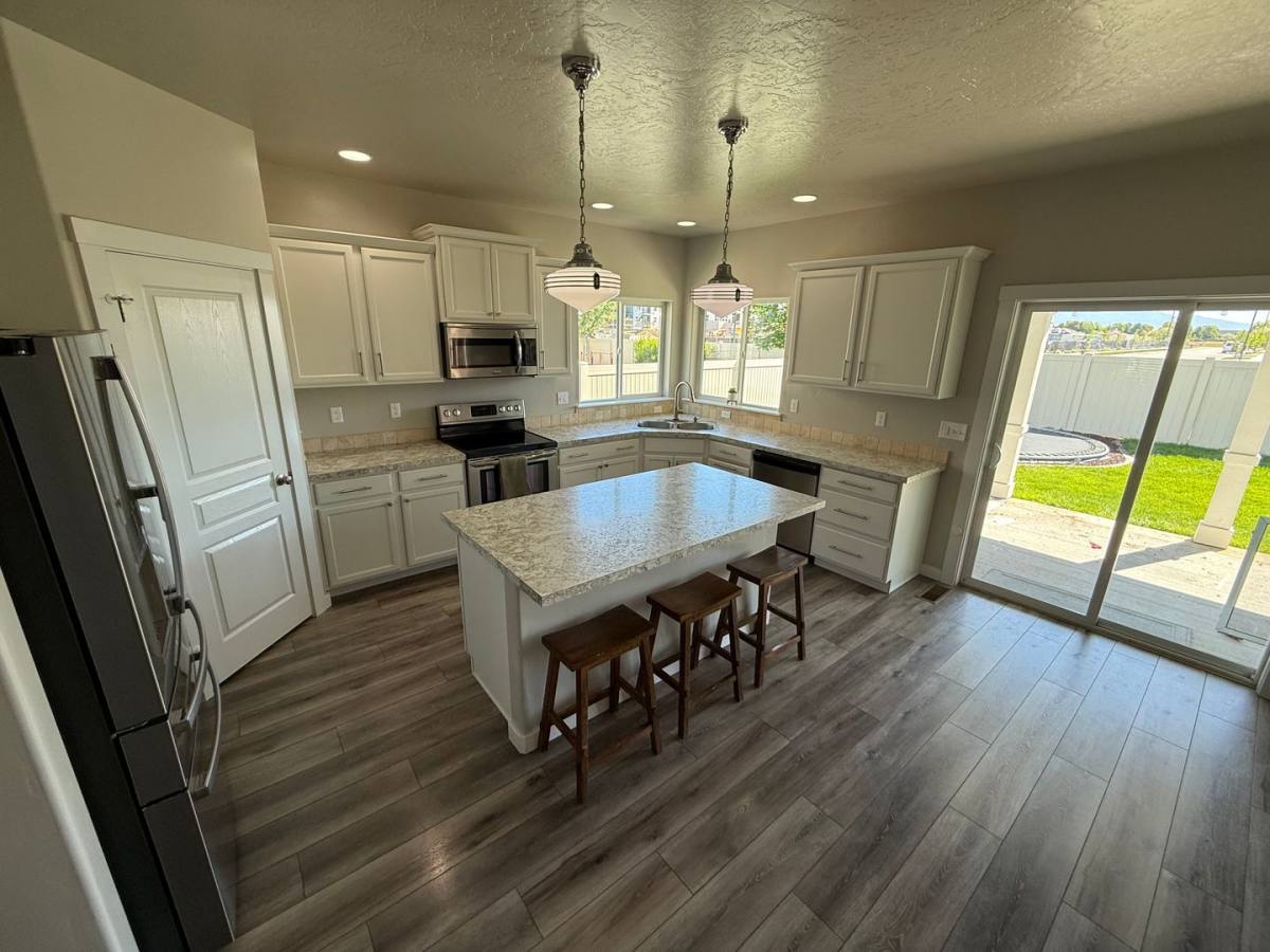 House for rent at 2946 NW 8th Ave, Meridian, ID 83646