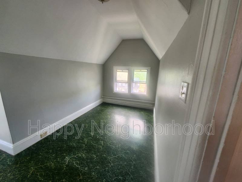 Apartment for rent at 130 Bradley Ave #306, Meriden, CT 06451