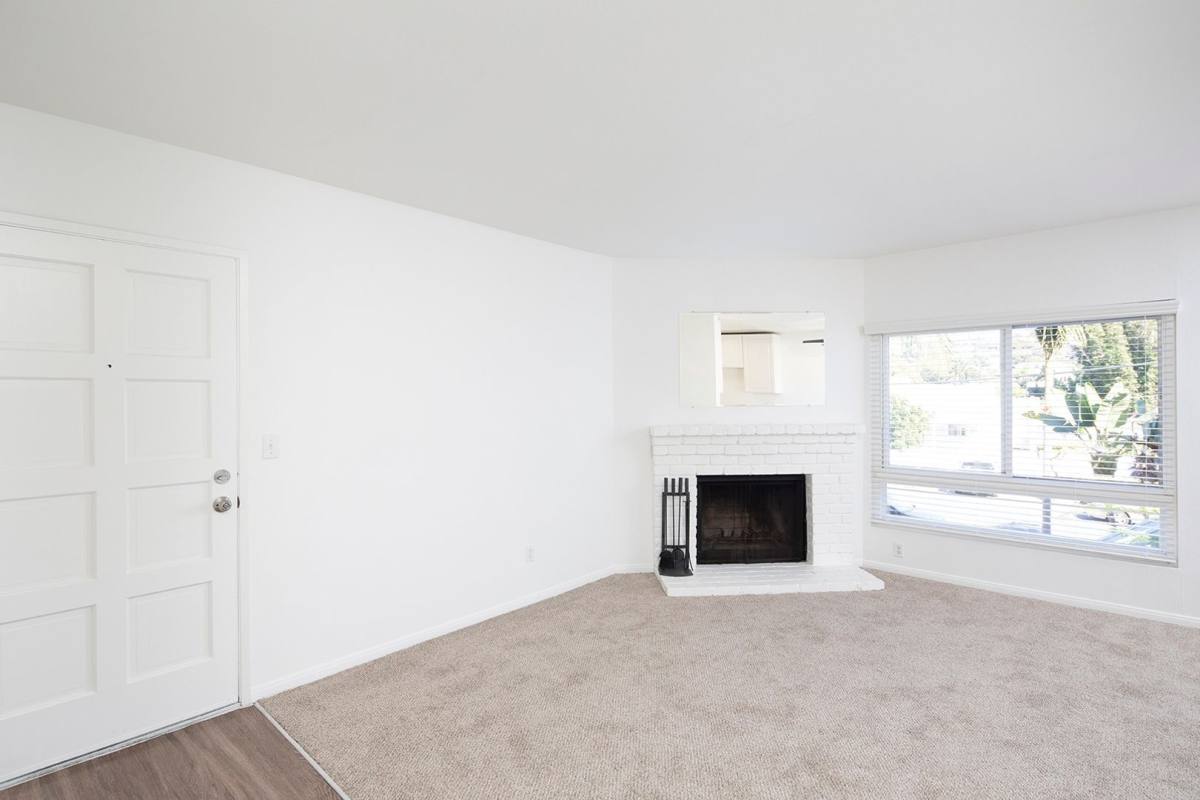Apartment for rent at 1075 Agate St E, San Diego, CA 92109