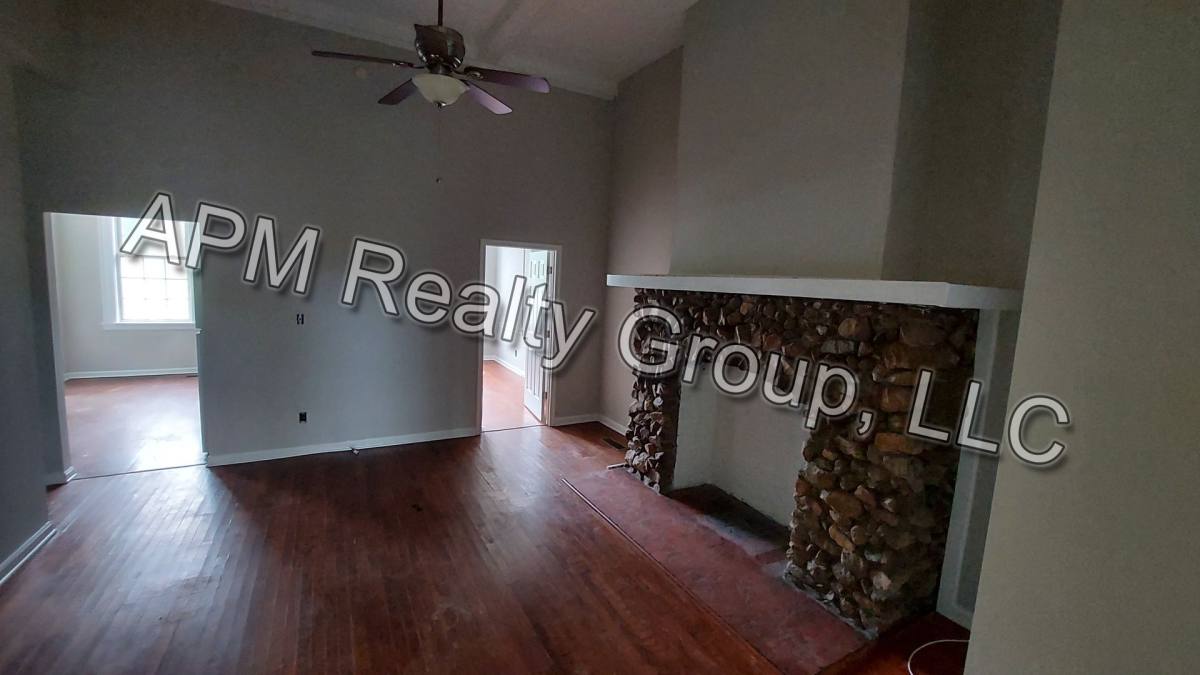 Apartment for rent at 1304 C Drayton St, Newberry, SC 29108