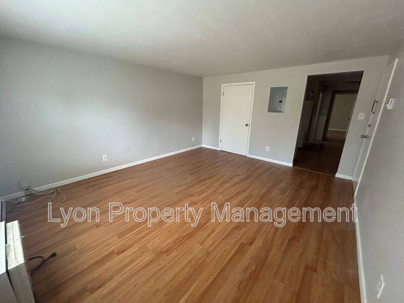 Apartment for rent at 45 Marlborough St #2A, Cranston, RI 02910