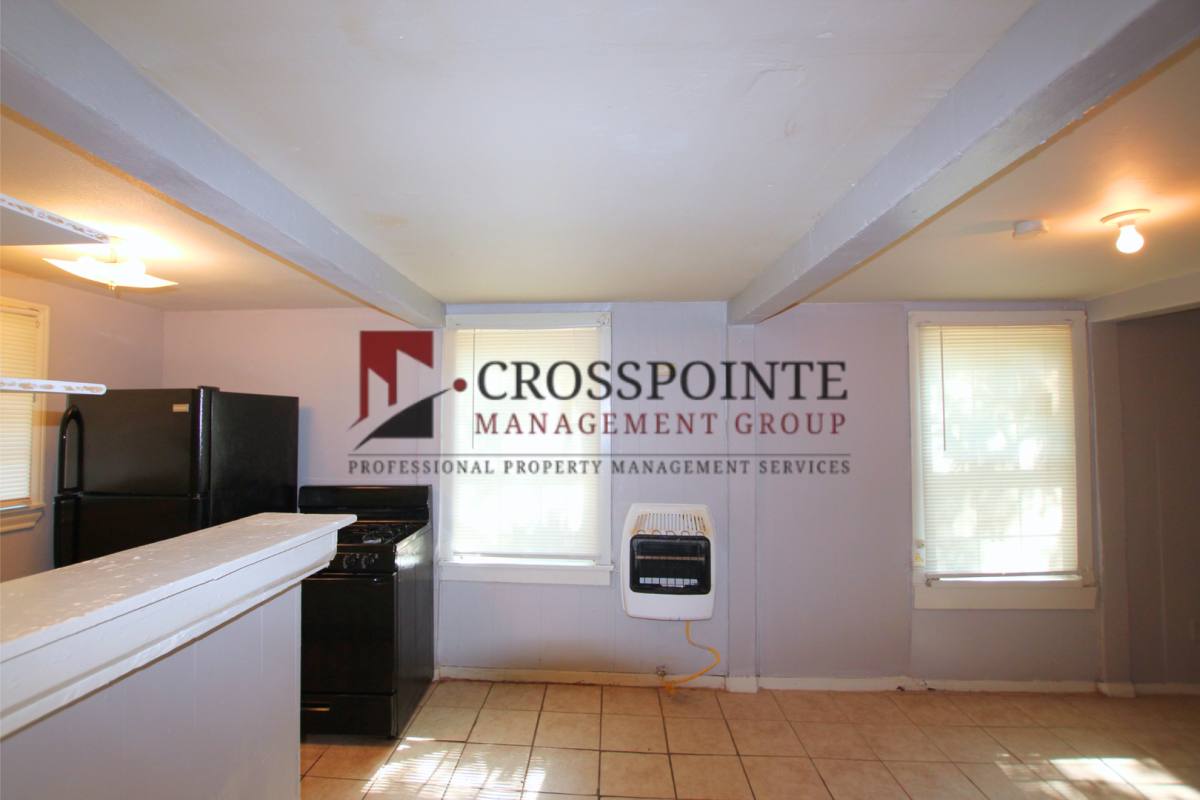 Apartment for rent at 1st 2nd St Triplex, Tyler, TX 75701
