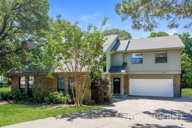 House for rent at 5408 Summit Ridge Trail, Arlington, TX 76017