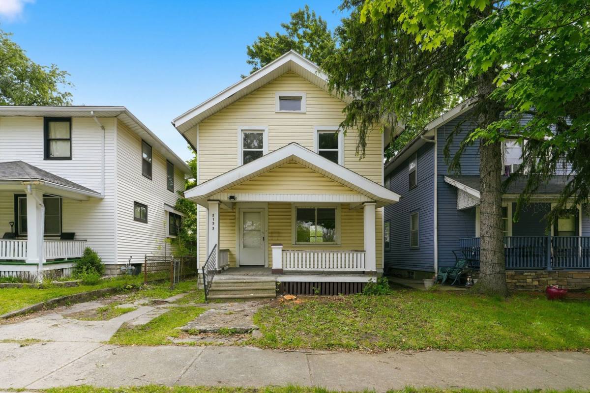 House for rent at 2133 Riedmiller Ave, Fort Wayne, IN 46802
