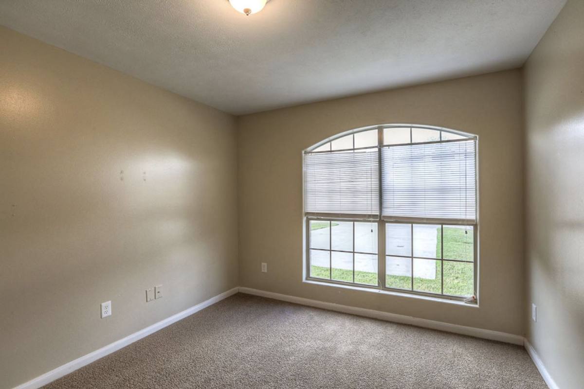 Apartment for rent at 10610 Pine Landing #B, Houston, TX 77088