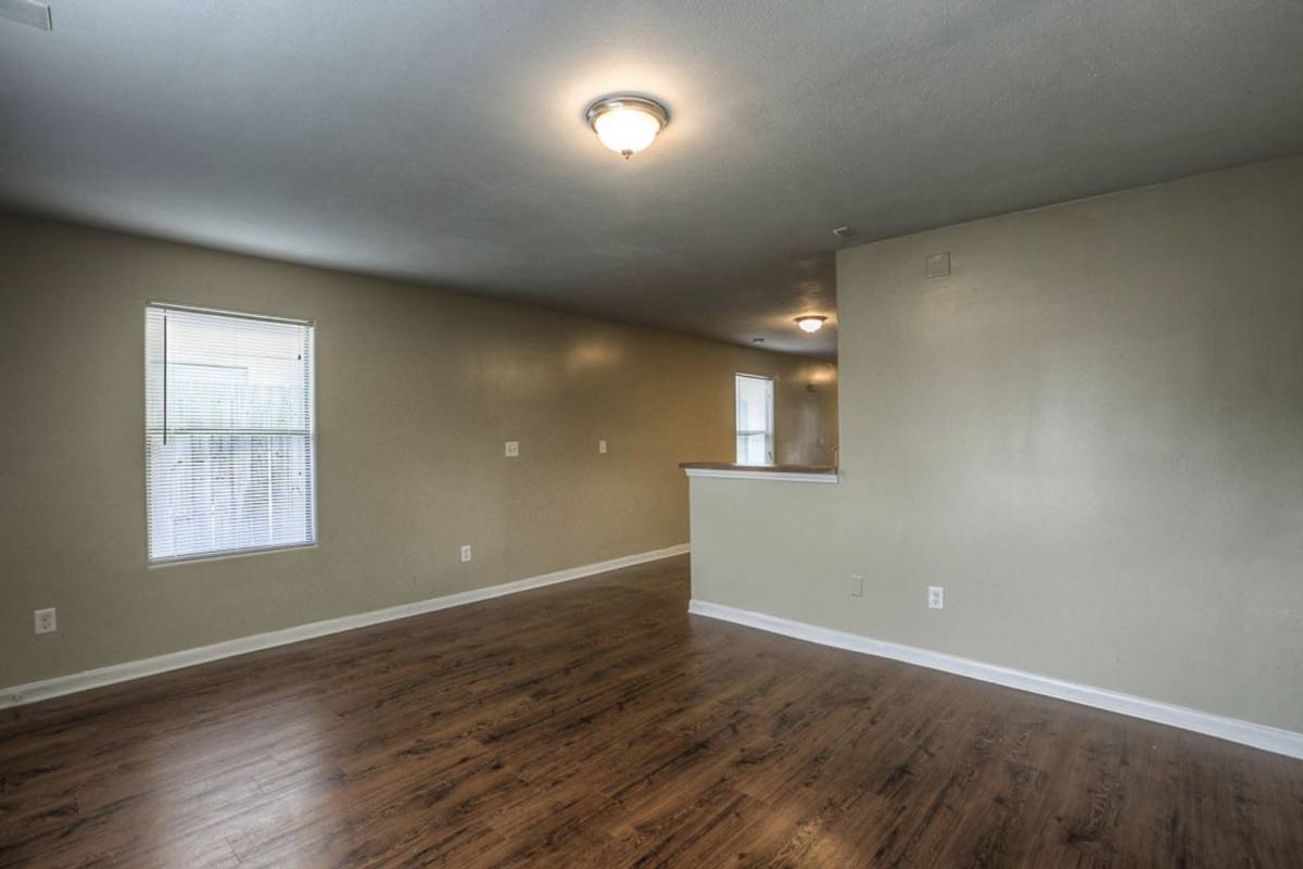 Apartment for rent at 10610 Pine Landing #B, Houston, TX 77088