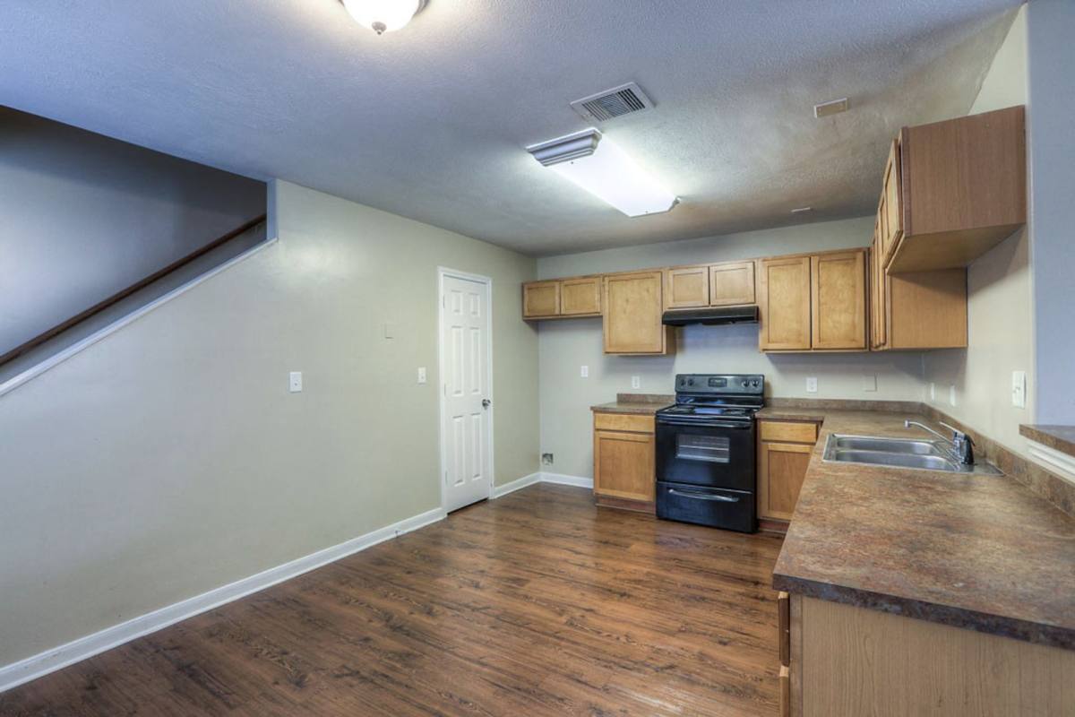 Apartment for rent at 10610 Pine Landing #B, Houston, TX 77088