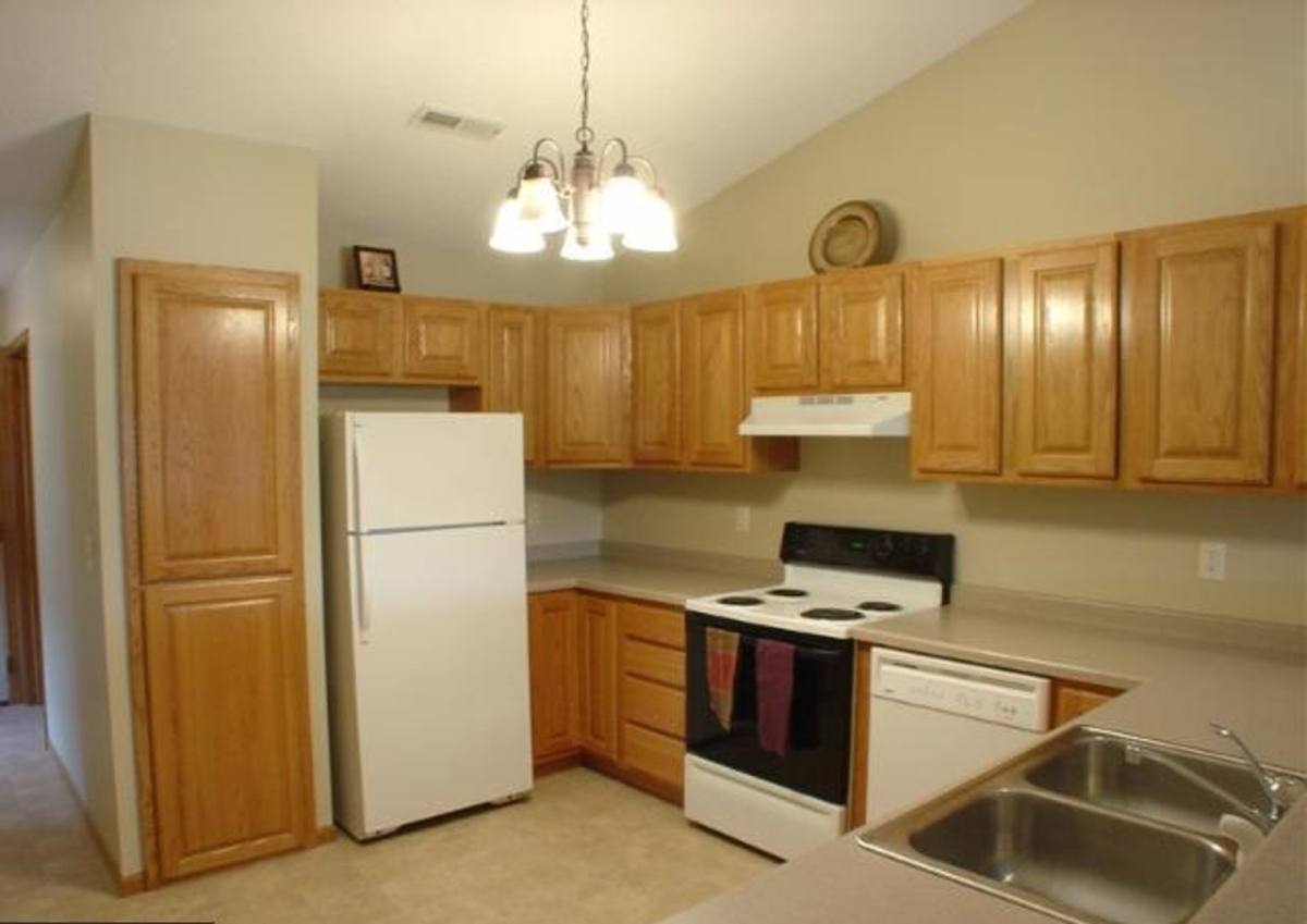 Townhouse for rent at 1415 Broadway, Hammond, WI 54015