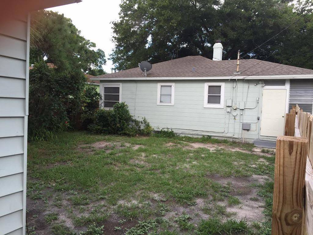 House for rent at 3725 18th St N, Saint Petersburg, FL 33713