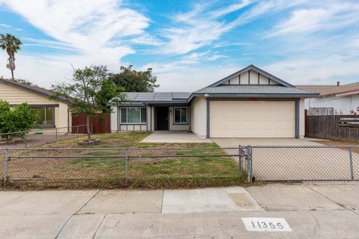 House for rent at 11355 Camarosa Circle, San Diego, CA 92126