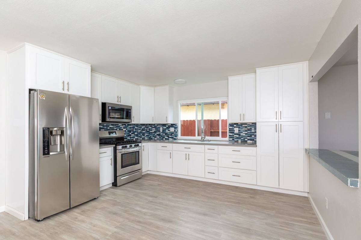 House for rent at 11355 Camarosa Circle, San Diego, CA 92126