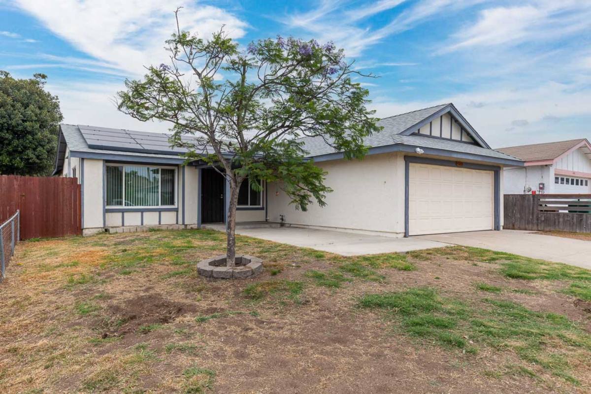 House for rent at 11355 Camarosa Circle, San Diego, CA 92126