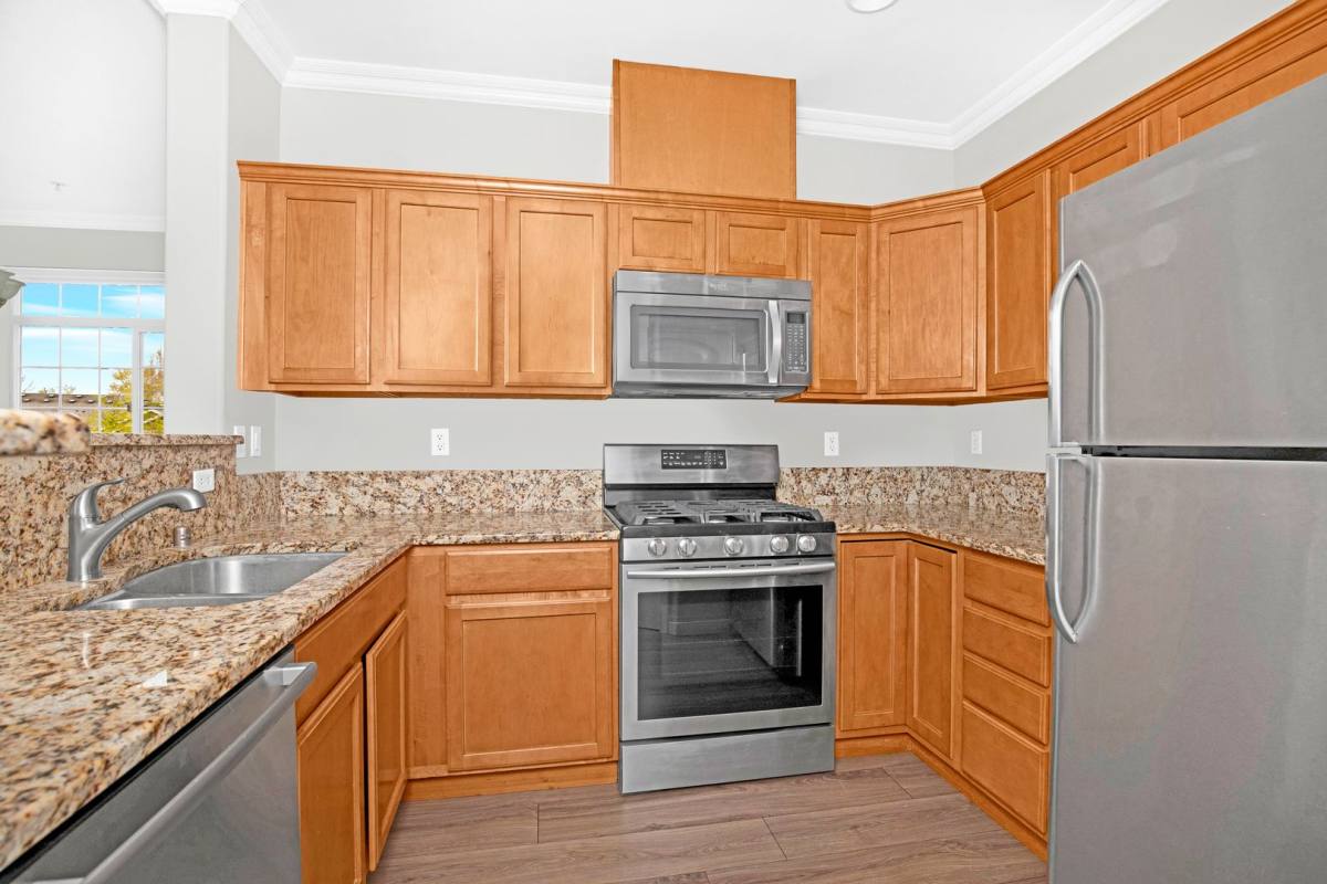 Townhouse for rent at 1855 Trossachs Blvd SE #2305, Sammamish, WA 98075