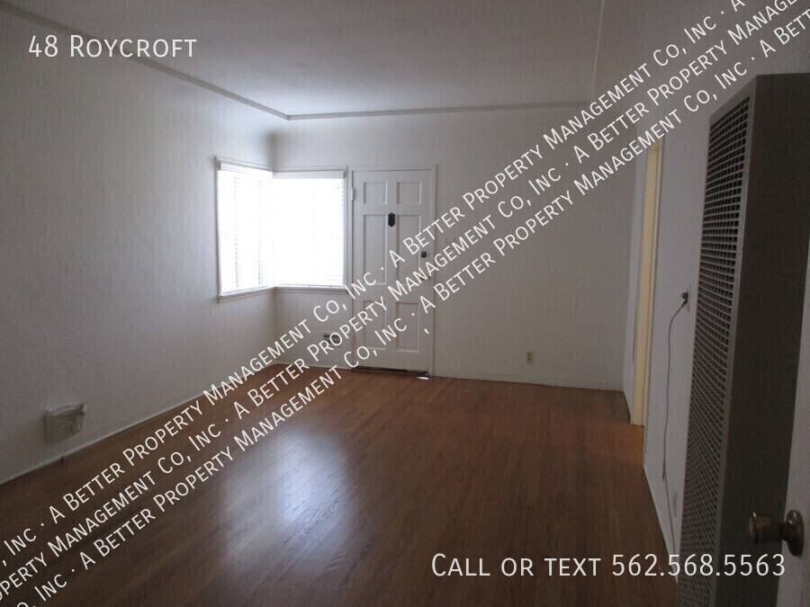 Apartment for rent at 48 Roycroft, Long Beach, CA 90803