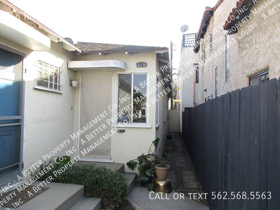 Apartment for rent at 48 Roycroft, Long Beach, CA 90803