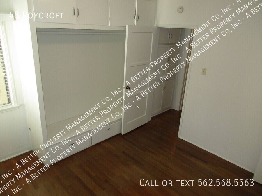 Apartment for rent at 48 Roycroft, Long Beach, CA 90803