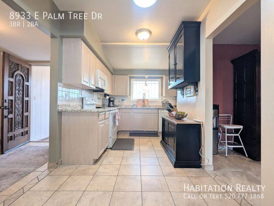 House for rent at 8933 E Palm Tree Dr, Tucson, AZ 85710
