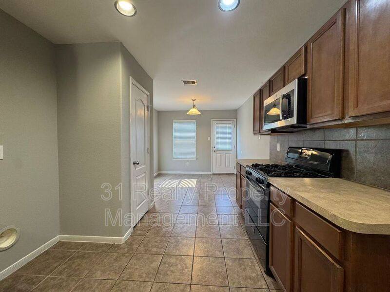 House for rent at 19210 Camerons Camp Dr, Richmond, TX 77407