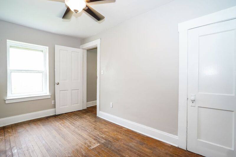Apartment for rent at 20 Vernon Ave #3, London, OH 43140