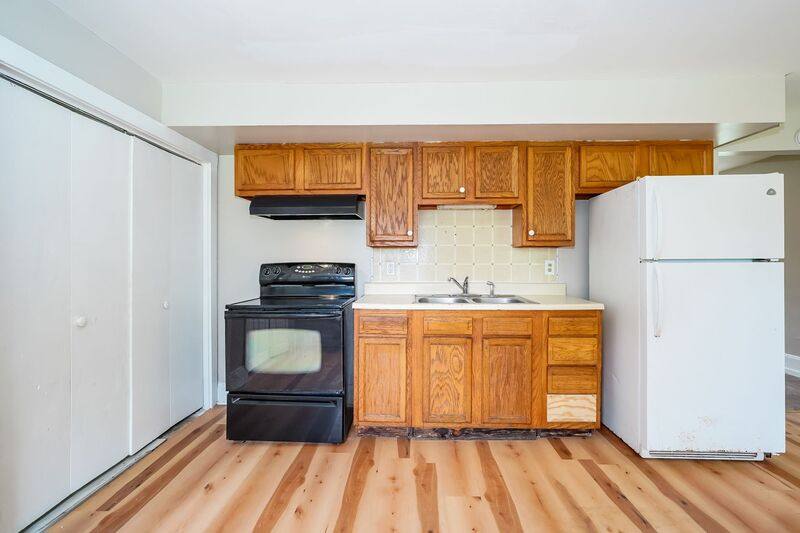 Apartment for rent at 20 Vernon Ave #3, London, OH 43140