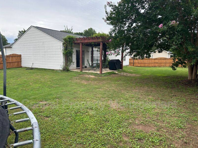 House for rent at 3 Cattle Court, Simpsonville, SC 29681
