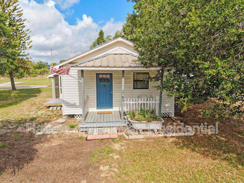 House for rent at 120 Chesney Blvd, Frostproof, FL 33843