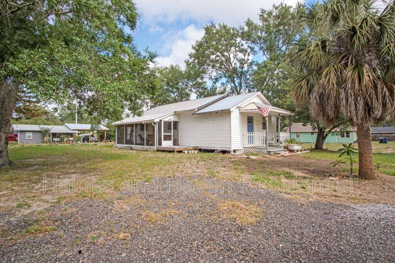 House for rent at 120 Chesney Blvd, Frostproof, FL 33843