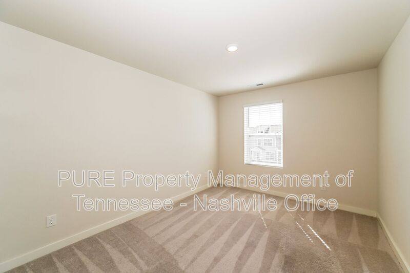 Townhouse for rent at 2708 Fordham St, Columbia, TN 38401