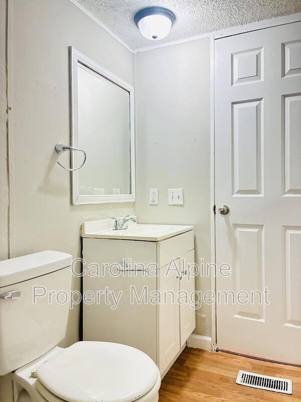 House for rent at 3822 Towery Rd, Shelby, NC 28150