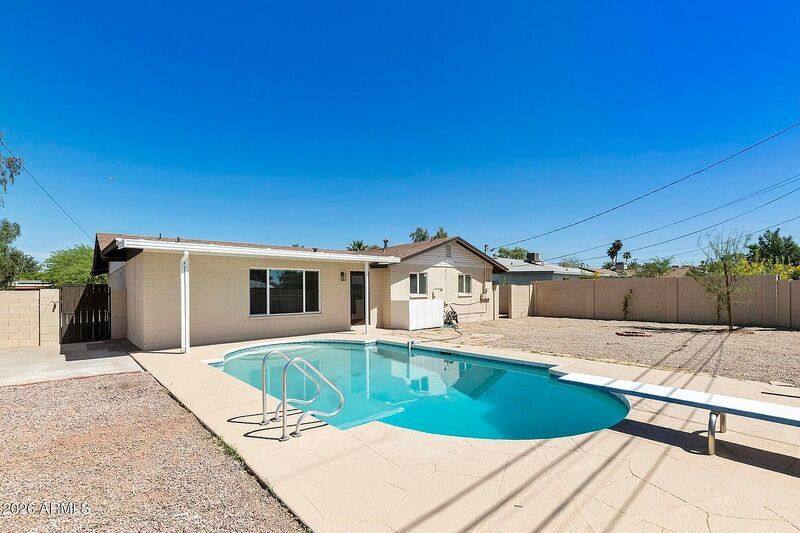 House for rent at 539 W 17th St, Tempe, AZ 85281