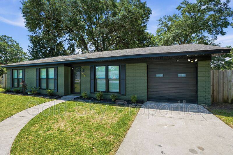 House for rent at 703 Pineview Court, Hinesville, GA 31313