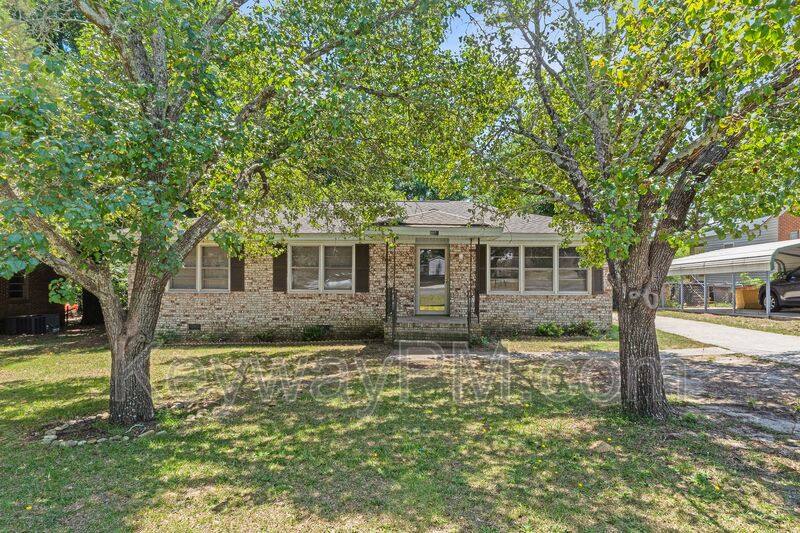 House for rent at 3301 Westmont Dr, Aiken, SC 29801