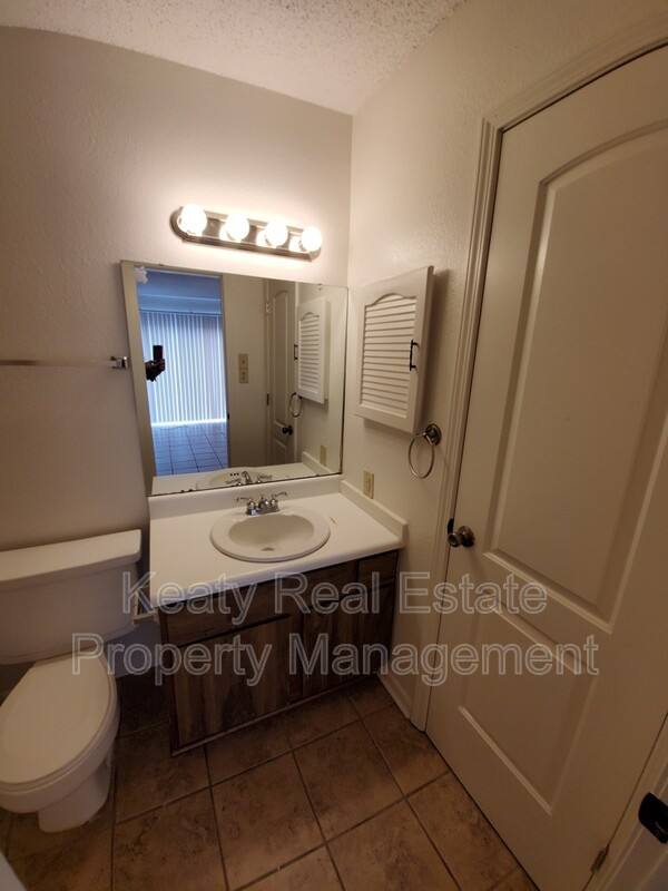 House for rent at 803-2 Fox Run Ave, Lafayette, LA 70508