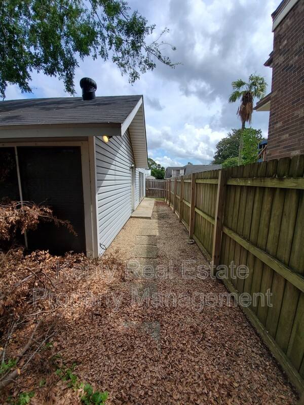 House for rent at 803-2 Fox Run Ave, Lafayette, LA 70508