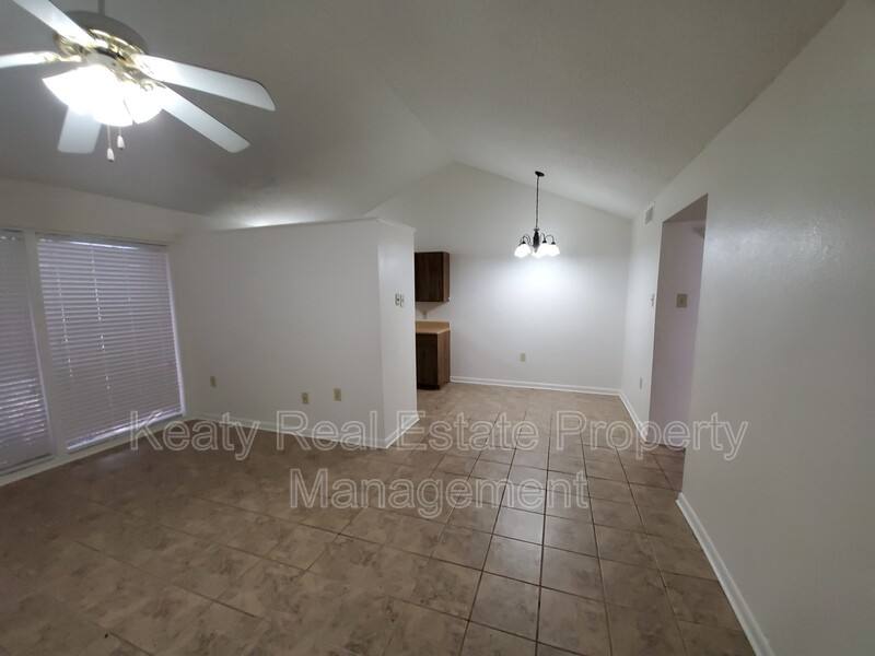 House for rent at 803-2 Fox Run Ave, Lafayette, LA 70508