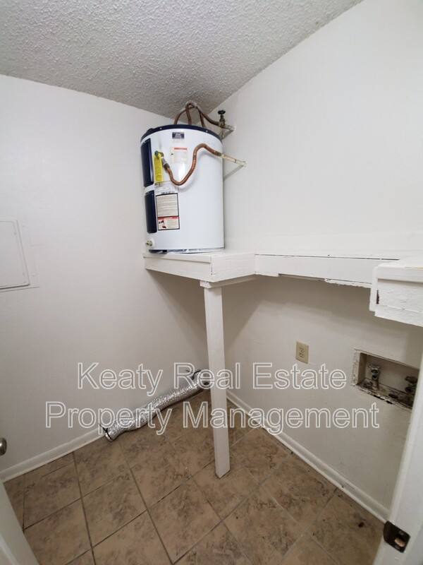 House for rent at 803-2 Fox Run Ave, Lafayette, LA 70508